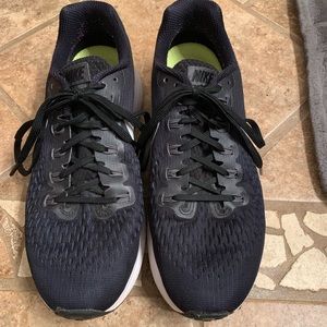 Nike Air Zoom Pegasus 34 Running Shoes